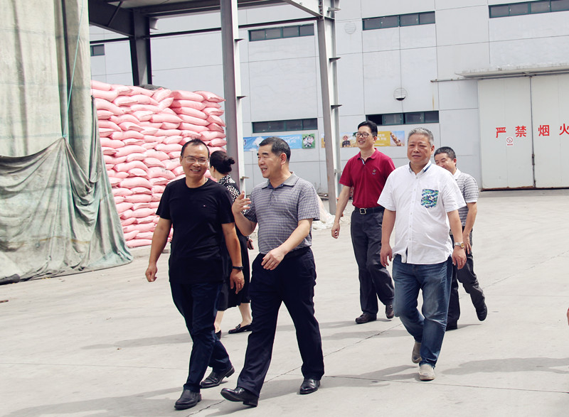 省社副主任、省農(nóng)合聯(lián)執(zhí)委會副主任張建蒞臨臺